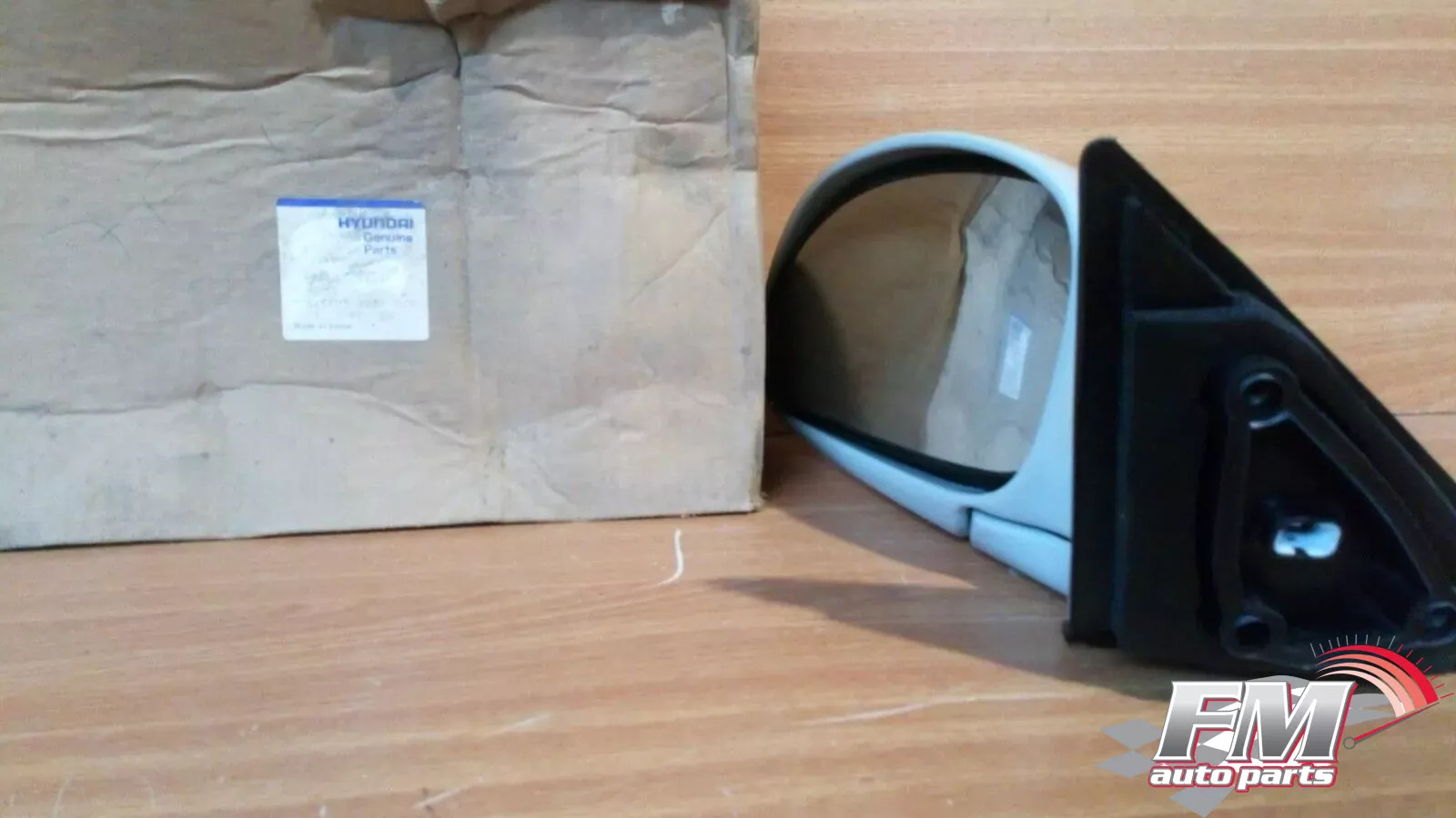Wing Mirror Left fits Hyundai Elantra Lantra 8760529400 Genuine Wing Mirror Left fits Hyundai Elantra Lantra 8760529400 Genuine