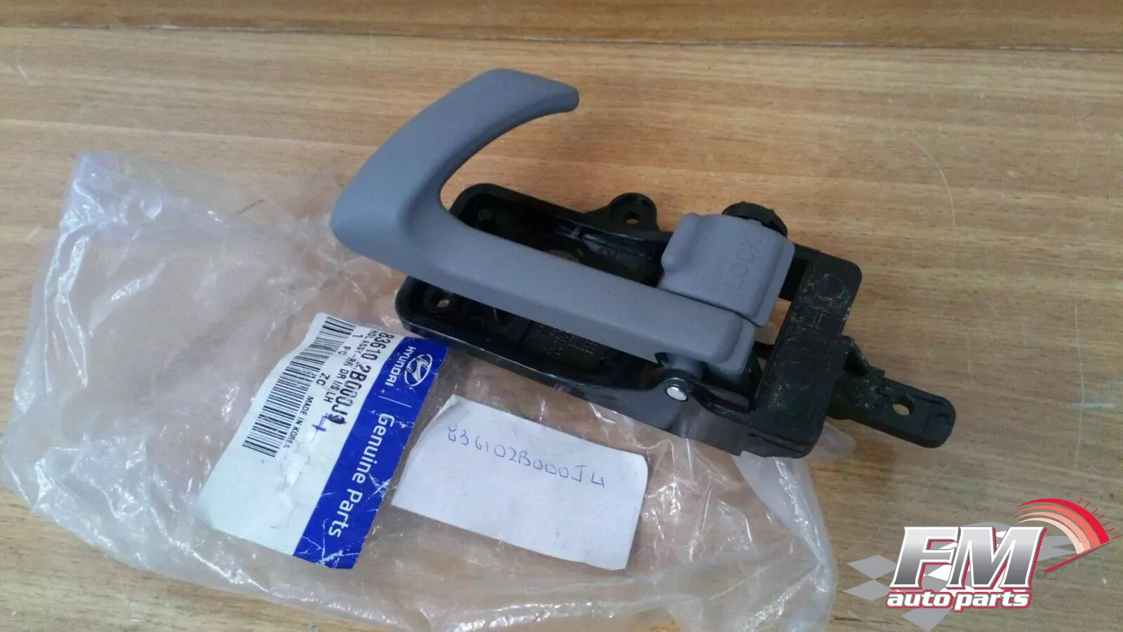 Interior Door Handle Rear Left fits Hyundai Santa Fe 836102B000J4 Genuine Interior Door Handle Rear Left fits Hyundai Santa Fe 836102B000J4 Genuine