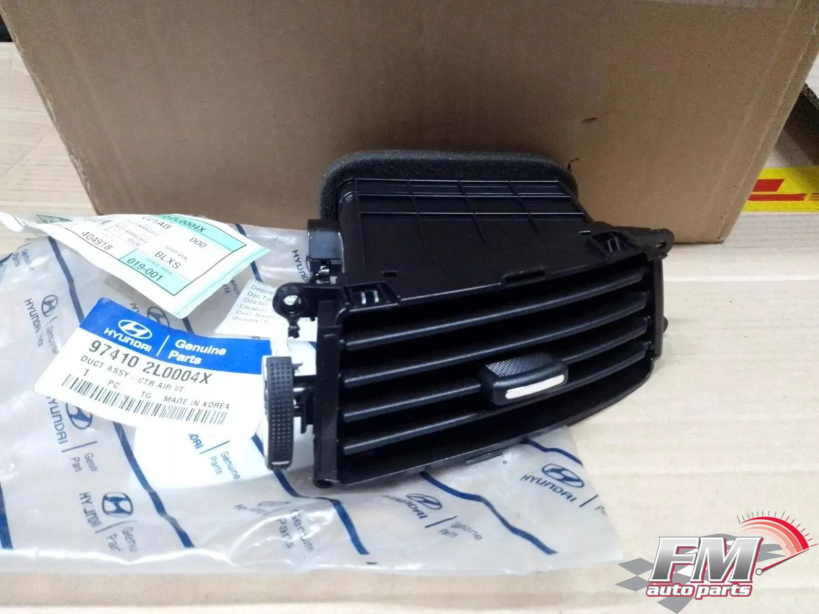 Centre Console Air Vent fits Hyundai i30 Elantra 974102L0004X Genuine Centre Console Air Vent fits Hyundai i30 Elantra 974102L0004X Genuine