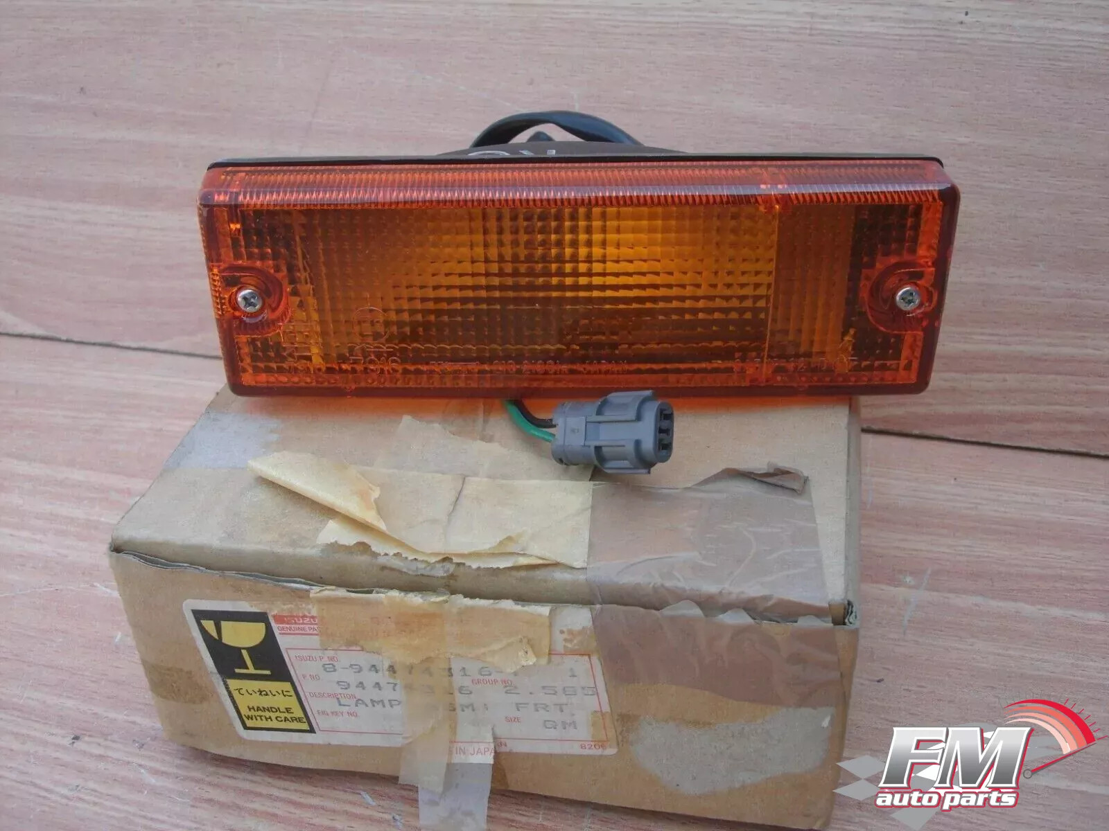 Indicator Turn Signal Front Right fits Isuzu Pickup TF Chevrolet LUV Genuine 8944743164 Indicator Turn Signal Front Right fits Isuzu Pickup TF Chevrolet LUV Genuine 8944743164