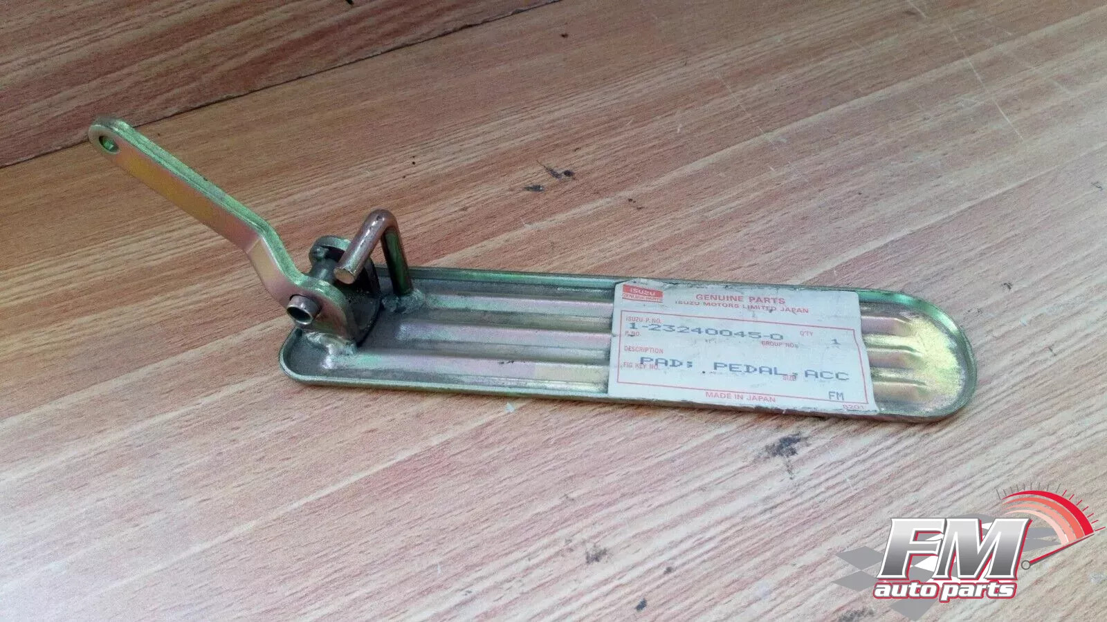 Accelerator Pedal fits Isuzu Bus Truck 1232400450 Genuine Accelerator Pedal fits Isuzu Bus Truck 1232400450 Genuine