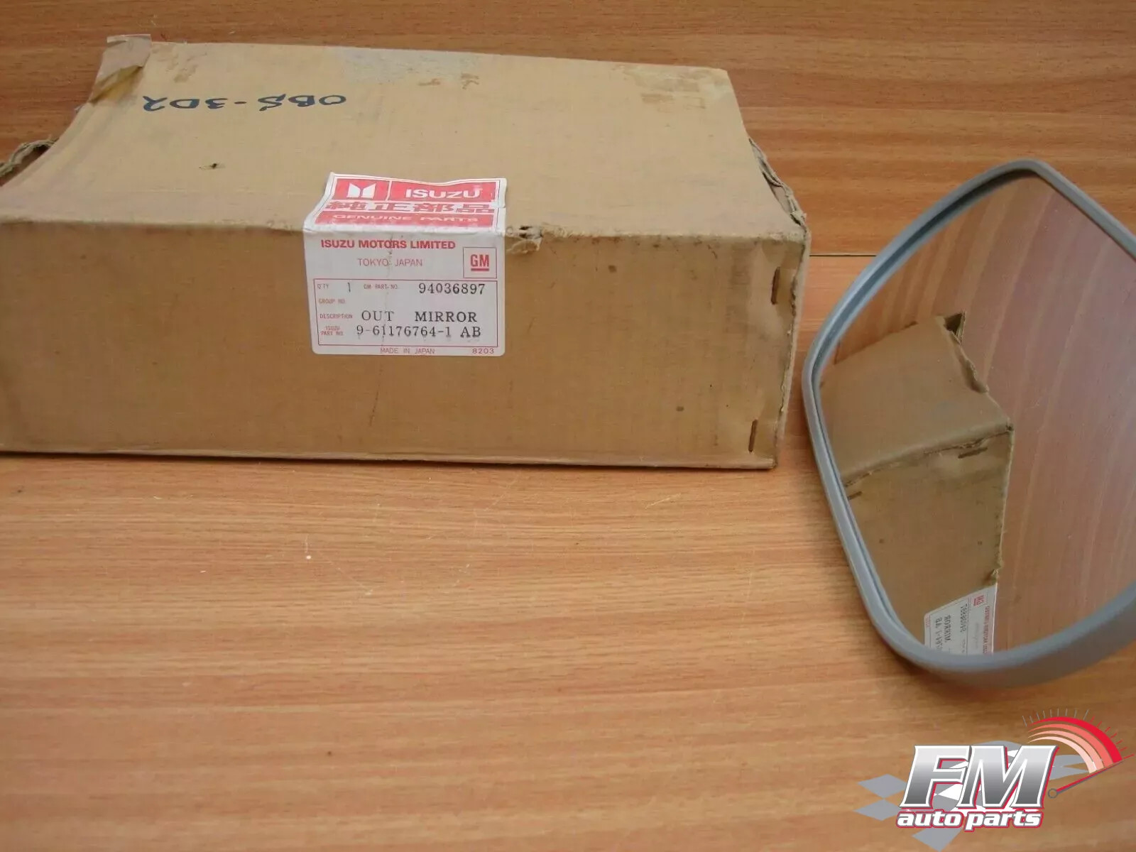 Interior Mirror Rear View fits Isuzu Truck Bus CHR CJR CQR Genuine 9611767641 Interior Mirror Rear View fits Isuzu Truck Bus CHR CJR CQR Genuine 9611767641