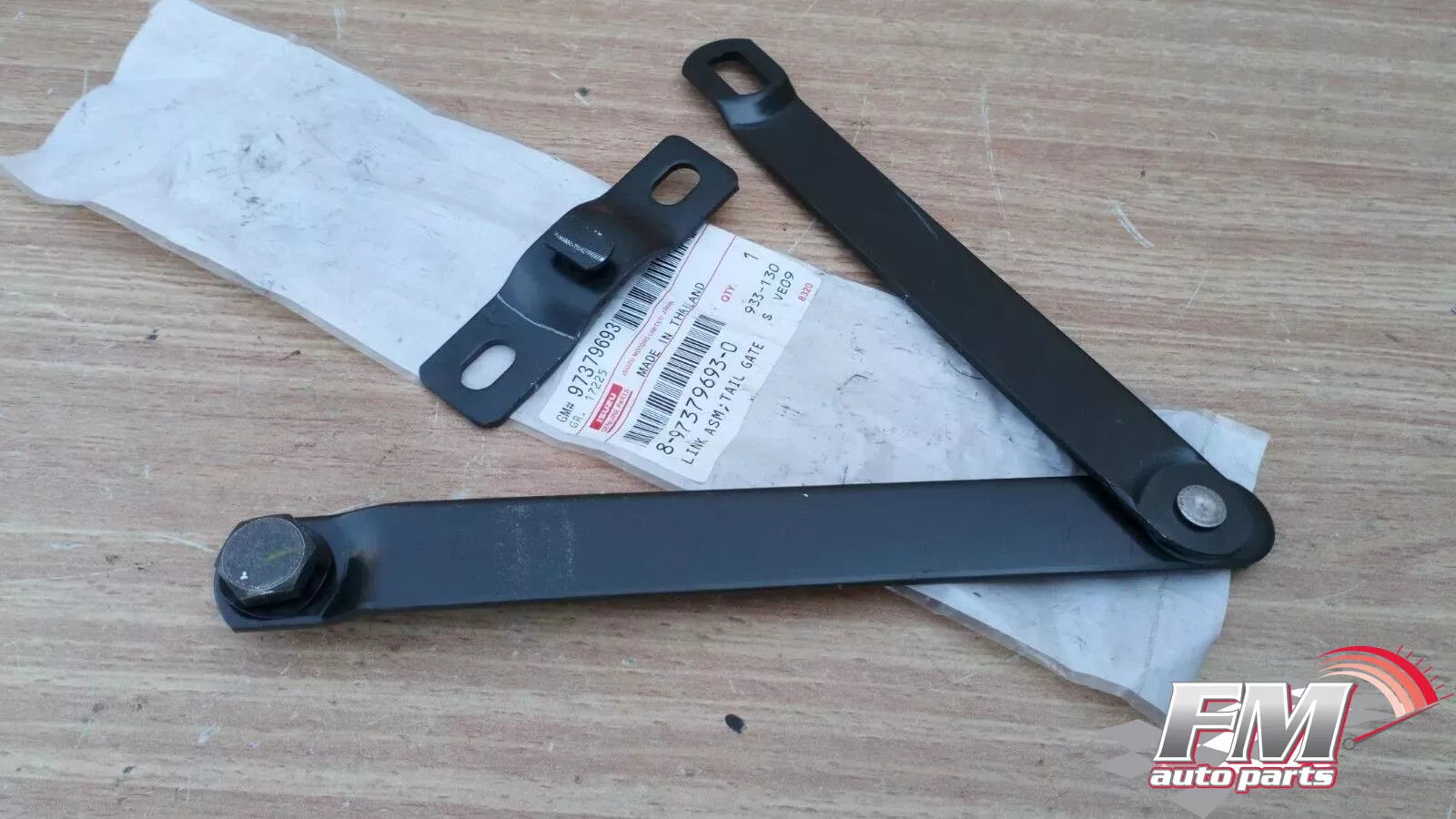 Tailgate Links fits Isuzu D-Max Dmax 8973796930 Genuine Tailgate Links fits Isuzu D-Max Dmax 8973796930 Genuine