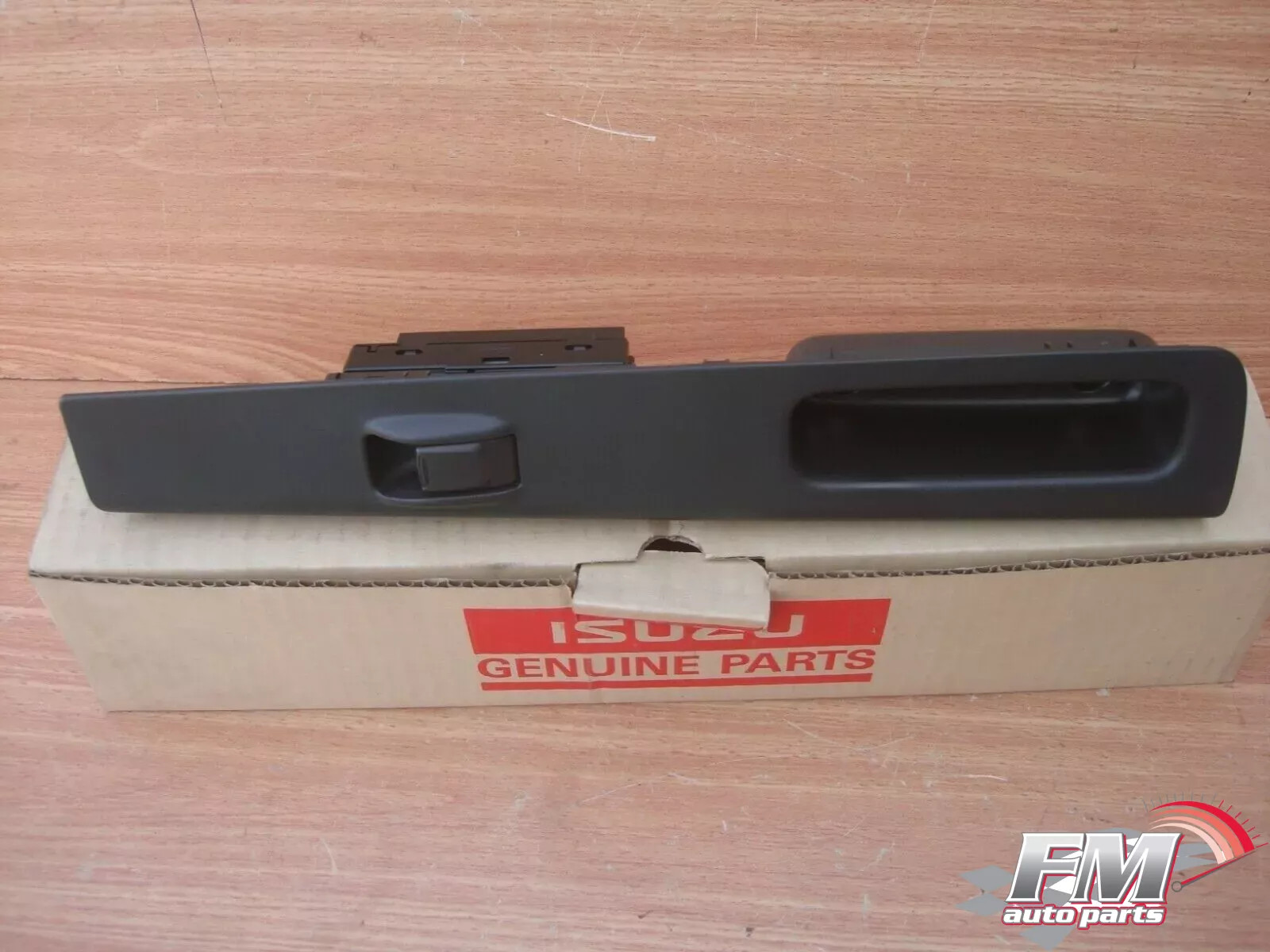 Switch Window Rear Right fits Isuzu D-Max Dmax Rodeo Denver 8974003910 Genuine Switch Window Rear Right fits Isuzu D-Max Dmax Rodeo Denver 8974003910 Genuine