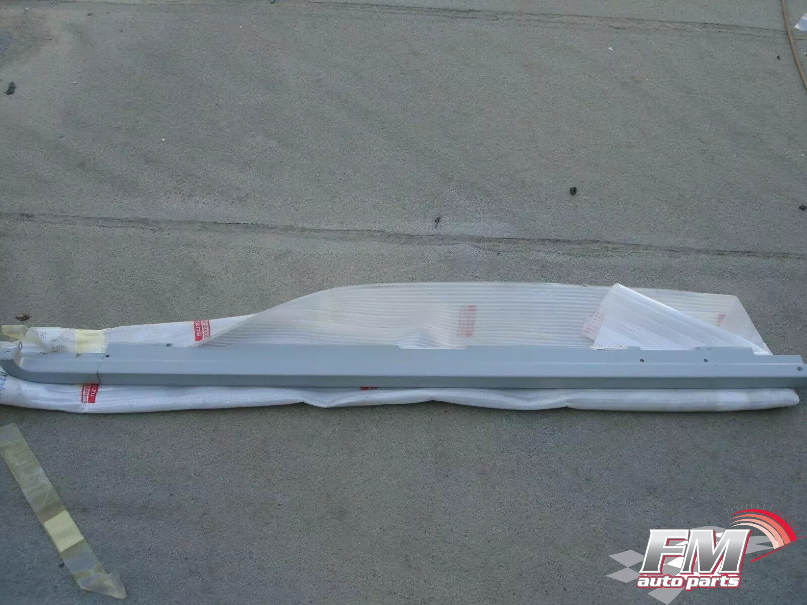 Rail Rear Side Panel Upper Right fits Isuzu Pickup TF Opel Campo Chevrolet LUV 8979404790 Rail Rear Side Panel Upper Right fits Isuzu Pickup TF Opel Campo Chevrolet LUV 8979404790