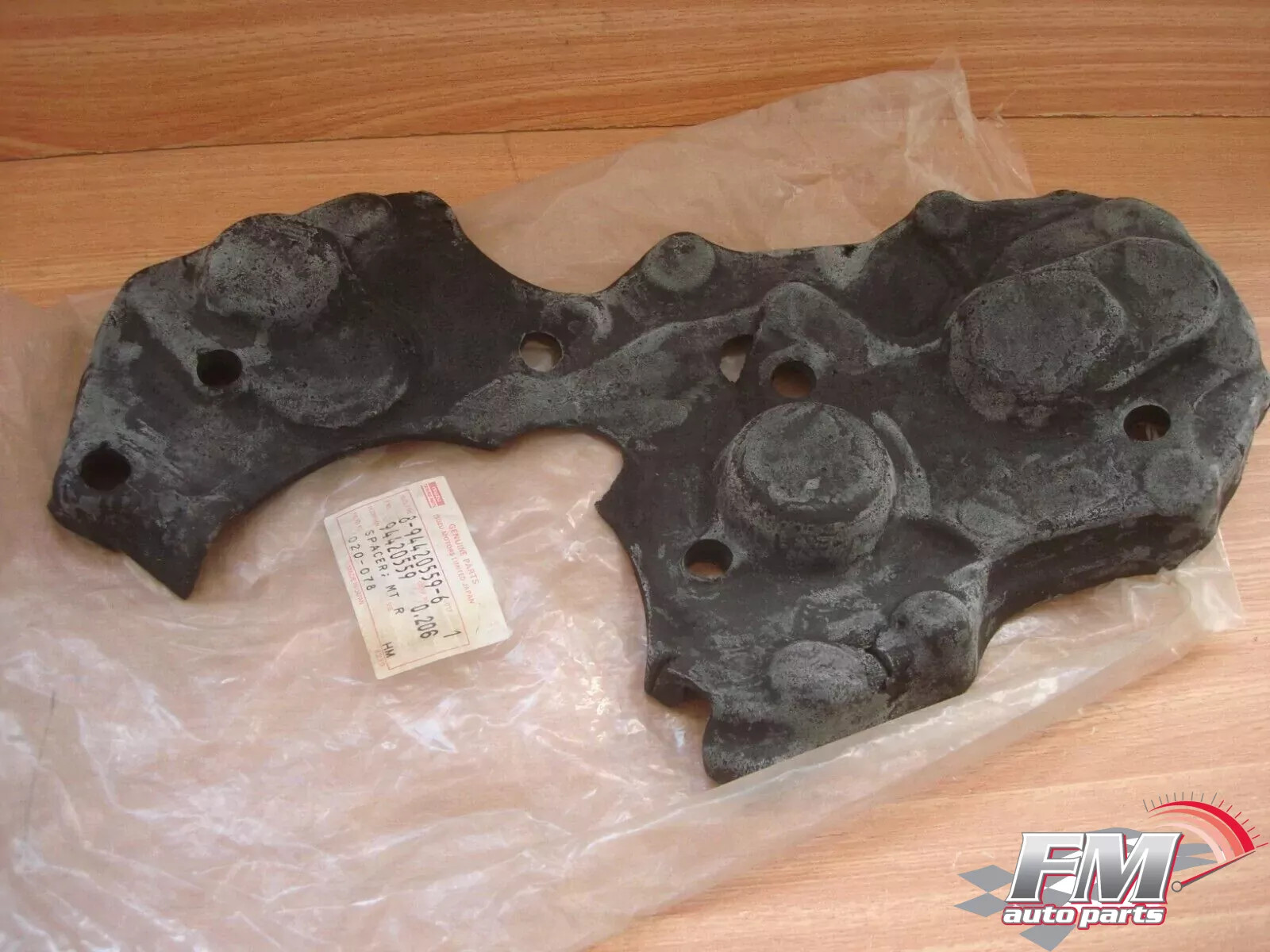 Spacer Insulator Timing fits Isuzu Pickup TF Chevrolet LUV 4JA1 4JB1 Genuine 8944205596 Spacer Insulator Timing fits Isuzu Pickup TF Chevrolet LUV 4JA1 4JB1 Genuine 8944205596