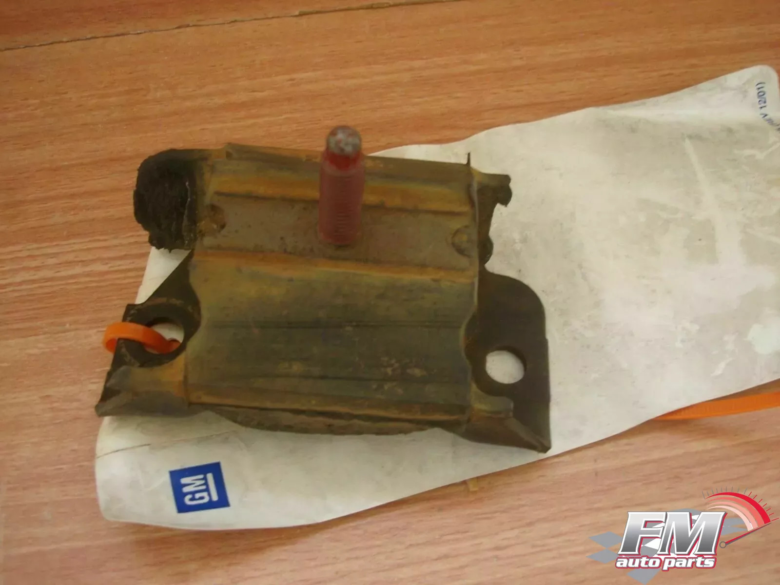 Engine Mount Rear fits Chevrolet Blazer GMC Jimmy 4.3 V6 15767866 Genuine Engine Mount Rear fits Chevrolet Blazer GMC Jimmy 4.3 V6 15767866 Genuine