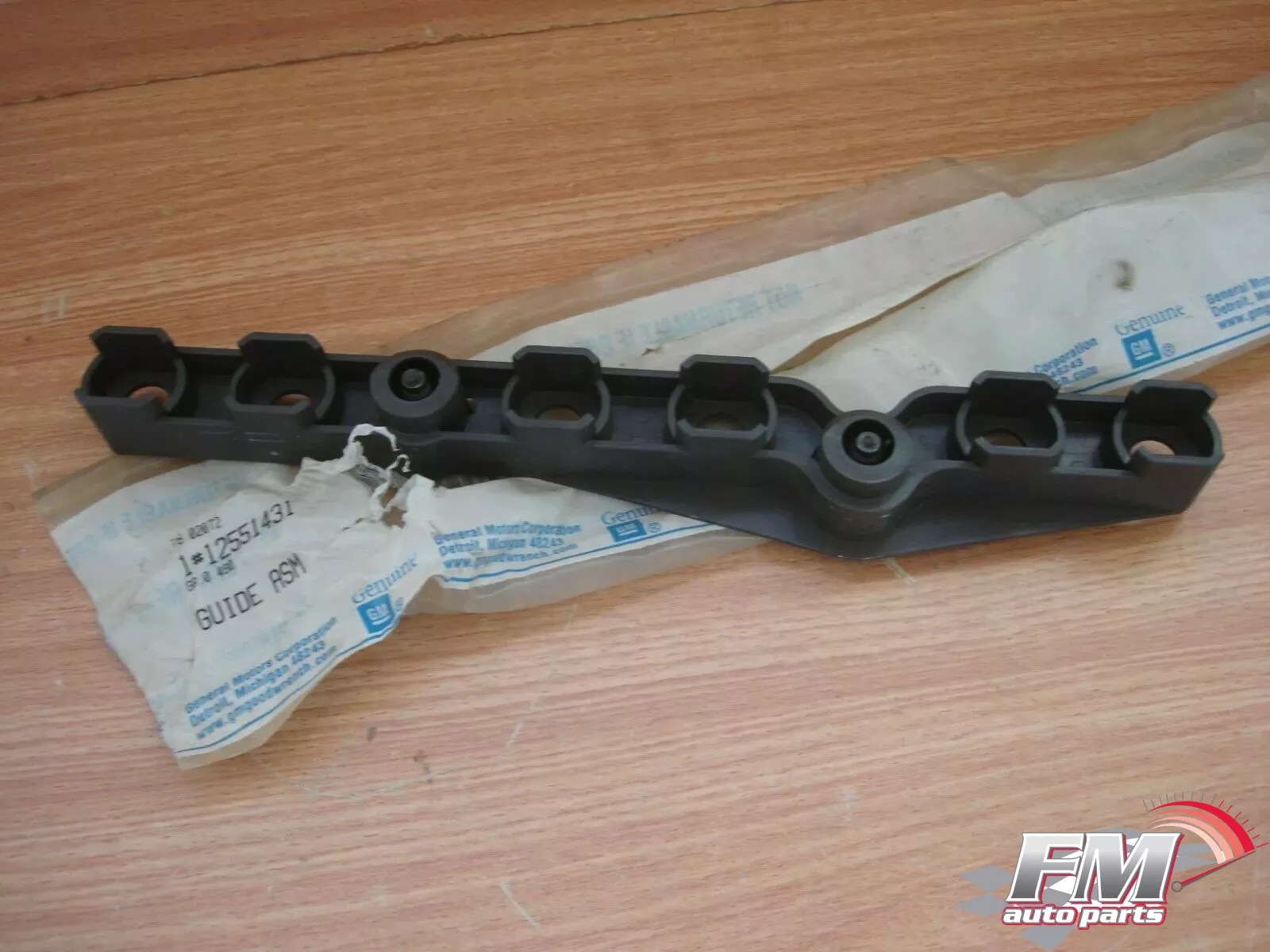 Guide Valve Push Rod fits Chevrolet Blazer GMC Jimmy V6 12551431 Genuine