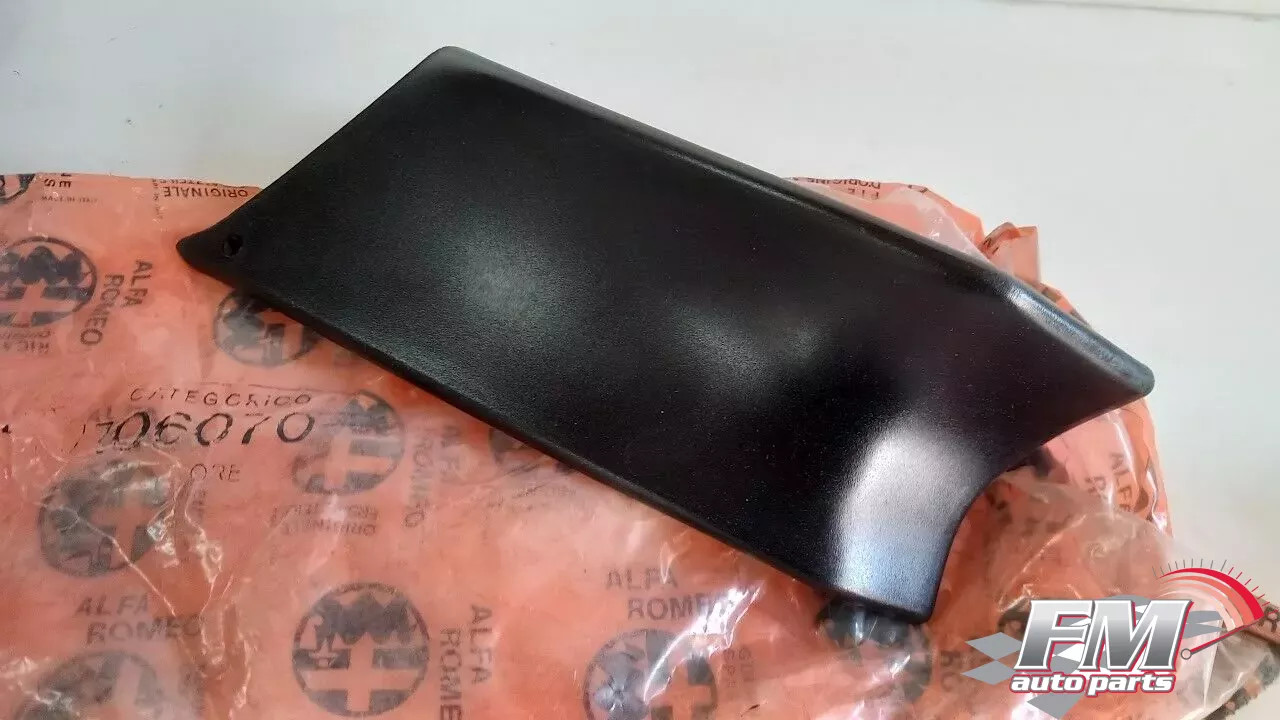 Molding Trim Rear fits Alfa Romeo Alfasud 106070 Genuine Molding Trim Rear fits Alfa Romeo Alfasud 106070 Genuine