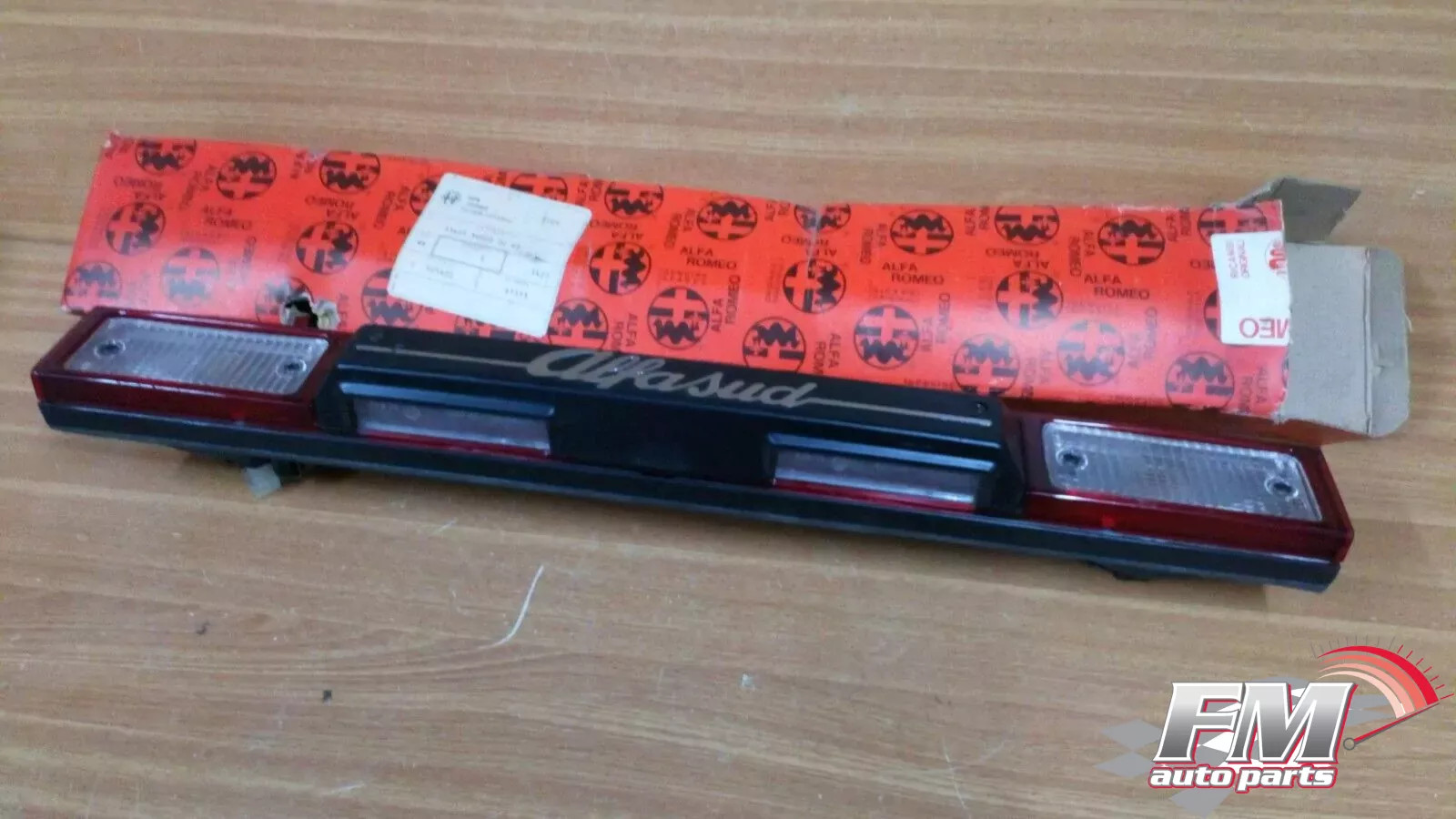 License Plate Lights fits Alfa Romeo Alfasud 534213 Genuine License Plate Lights fits Alfa Romeo Alfasud 534213 Genuine