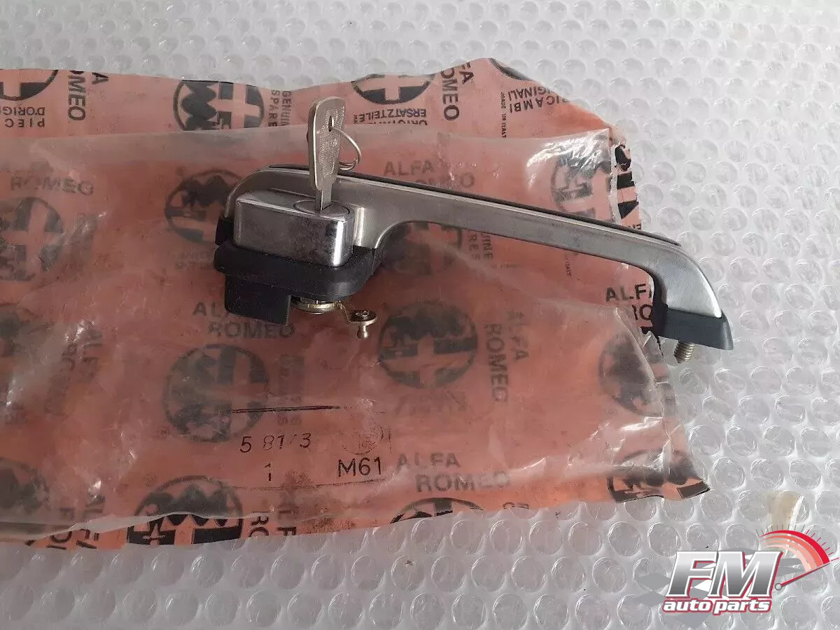 Exterior Door Handle Front Right with Key fits Alfa Romeo Alfasud 518173 Genuine Exterior Door Handle Front Right with Key fits Alfa Romeo Alfasud 518173 Genuine