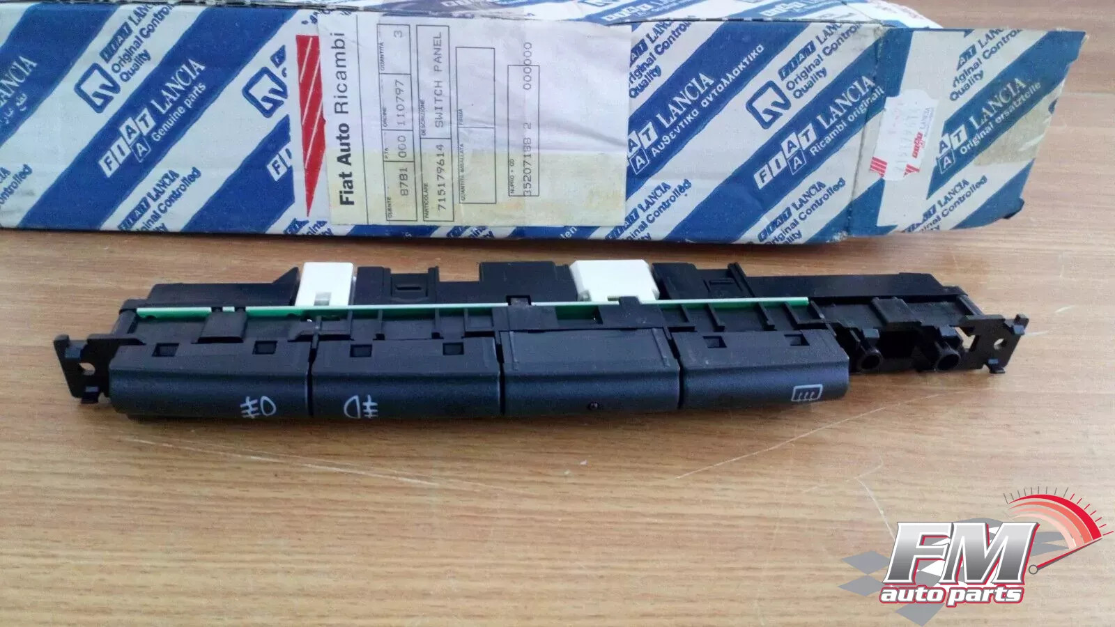 Switch Panel fits Fiat Bravo Brava 715179614 Genuine Switch Panel fits Fiat Bravo Brava 715179614 Genuine
