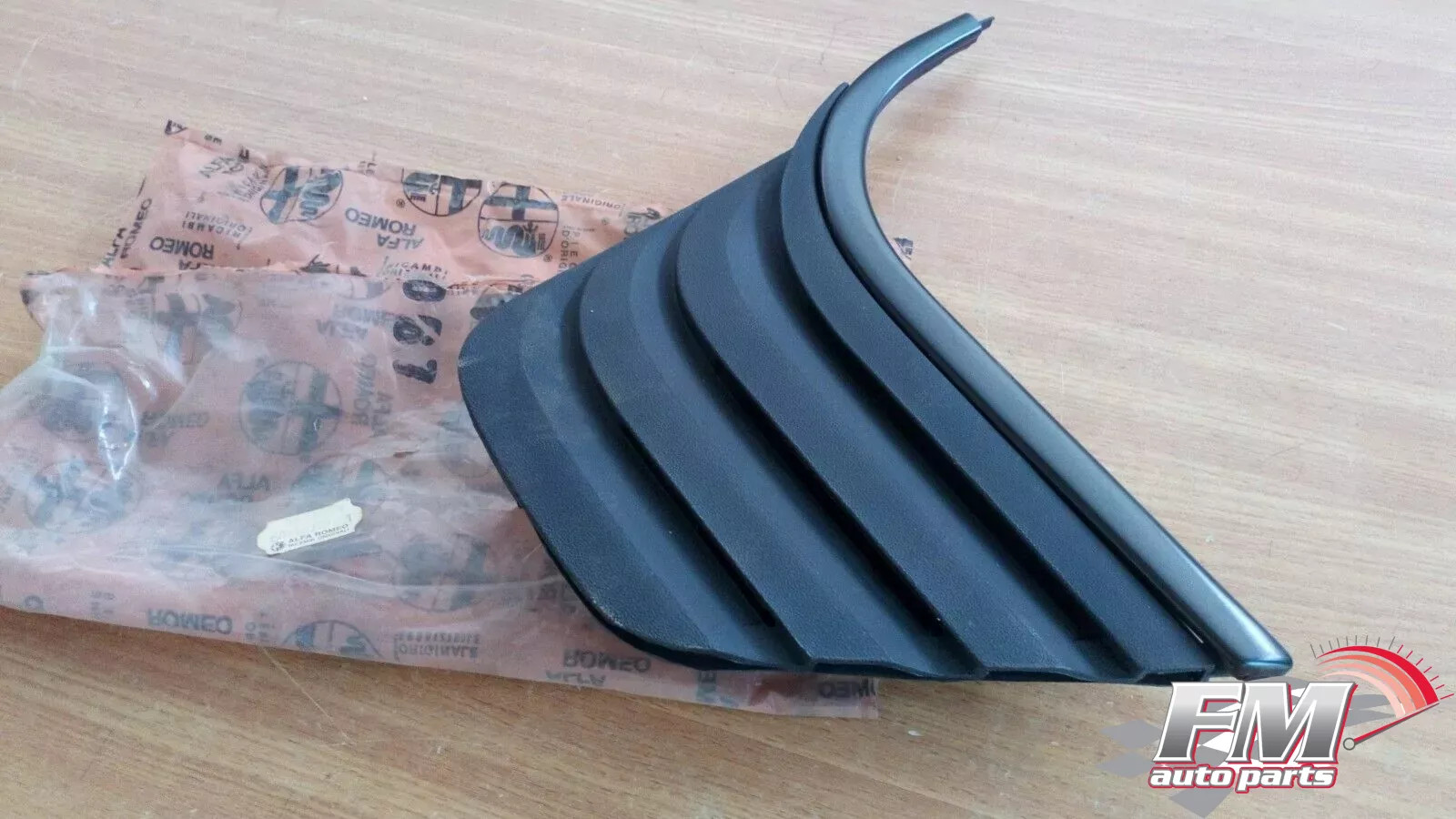 Grill Rear fits Alfa Romeo Alfasud 60746359 537844 Genuine Grill Rear fits Alfa Romeo Alfasud 60746359 537844 Genuine
