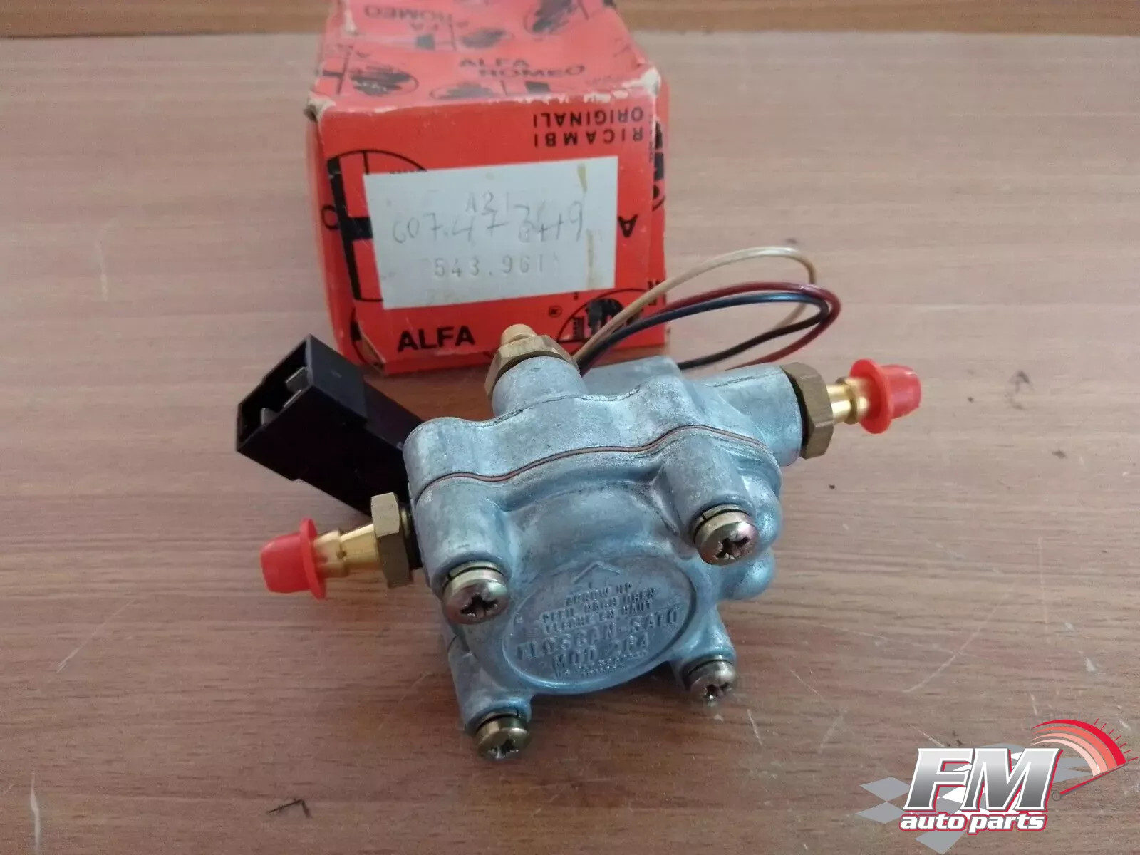 Fuel Shut Off Valve fits Alfa Romeo 33 543961 60747349 4011757 Genuine