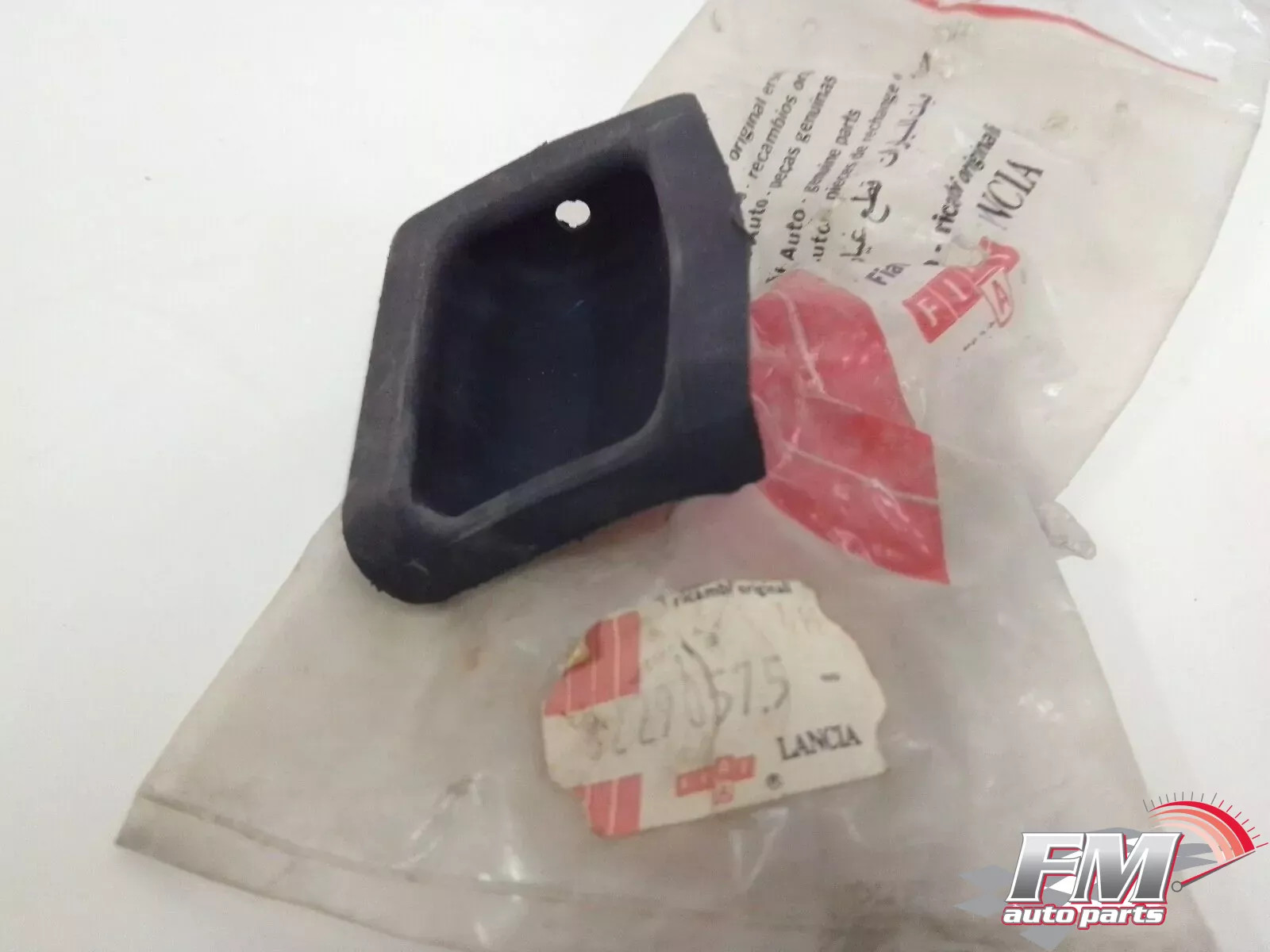 Door Knob Seal fits Lancia Beta 82290575 Genuine