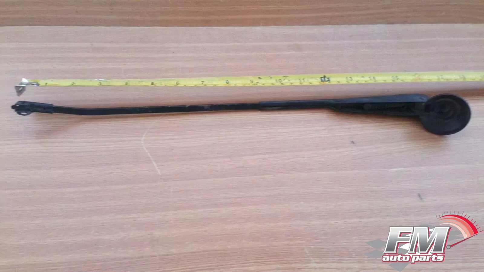 Wiper Arm fits Lancia Beta Genuine 82357869 Wiper Arm fits Lancia Beta Genuine 82357869