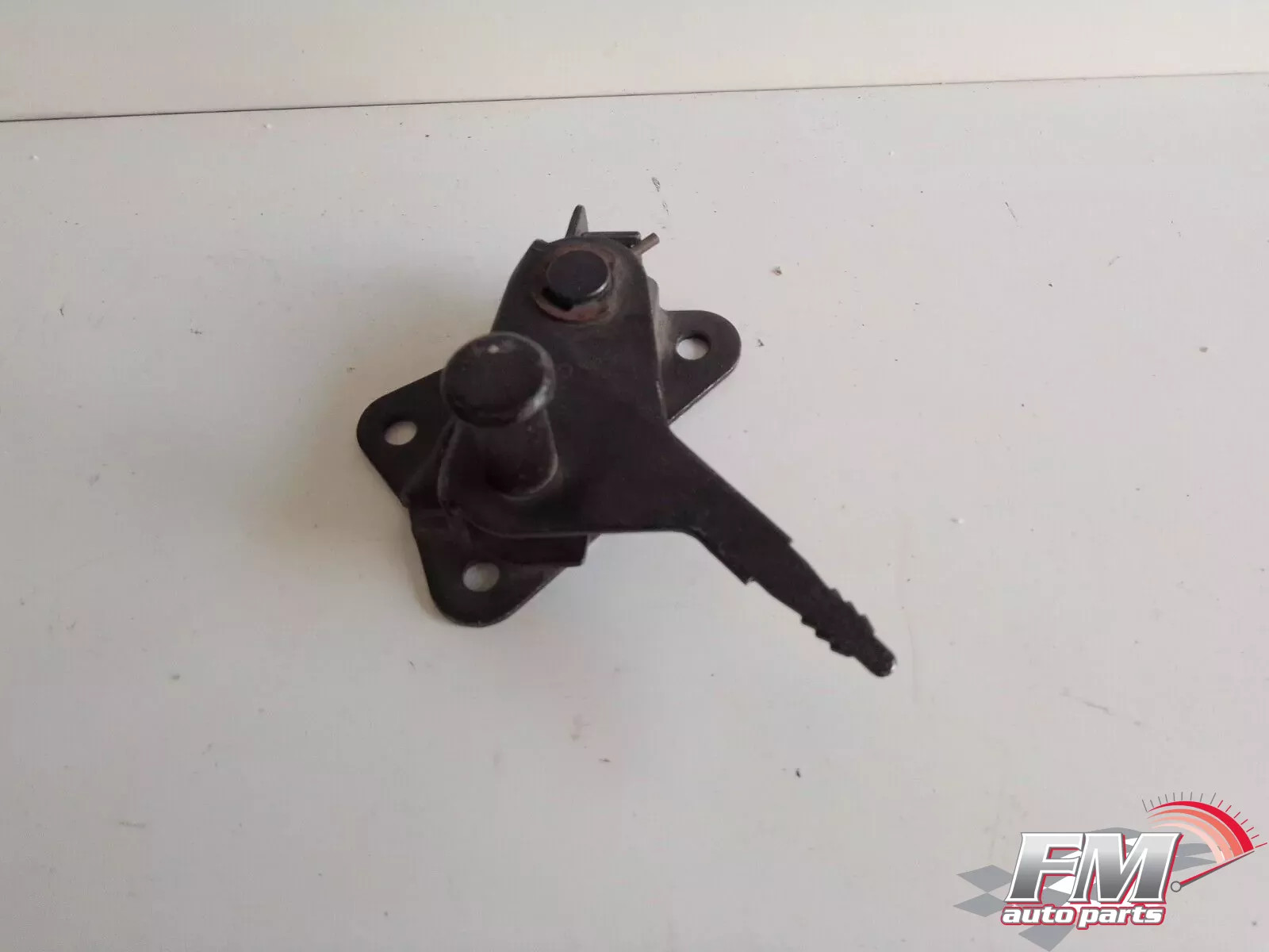 Rear Seat Handle Lever Left fits Fiat Mille Uno Turbo 5955895 Genuine Rear Seat Handle Lever Left fits Fiat Mille Uno Turbo 5955895 Genuine