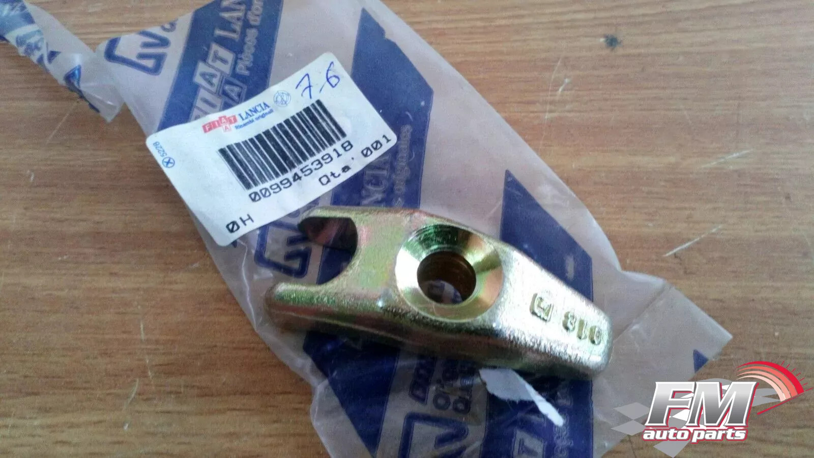 Fuel Injector Bracket fits Fiat Ducato Iveco Daily 99453918 Genuine Fuel Injector Bracket fits Fiat Ducato Iveco Daily 99453918 Genuine