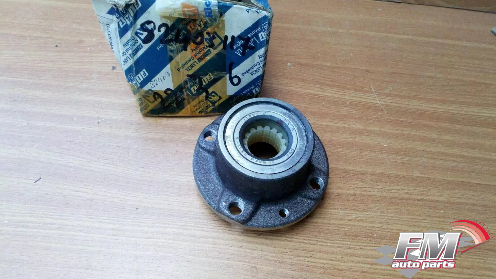 Wheel Hub Rear fits Fiat Croma Alfa Romeo 164 Lancia Thema 82403117 Genuine