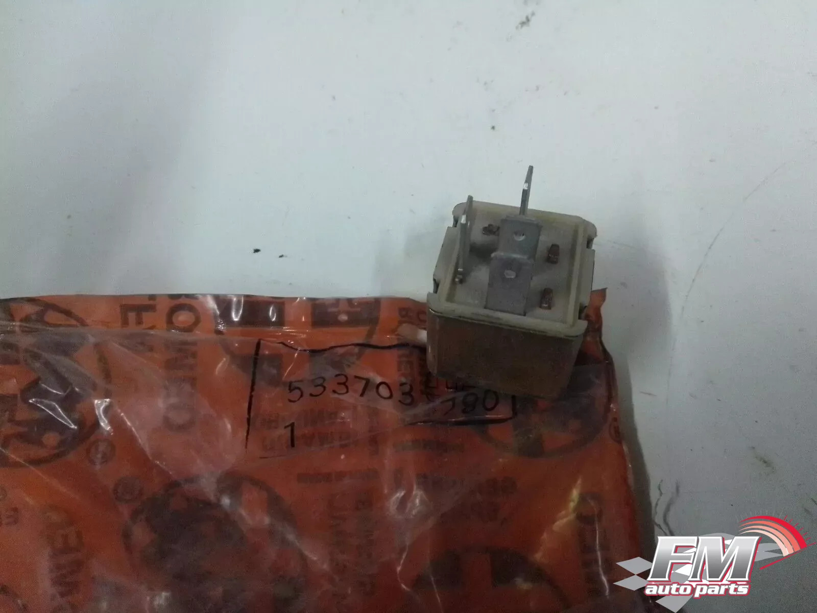 Relay fits Fiat Lancia Alfa Romeo 533703 Genuine Relay fits Fiat Lancia Alfa Romeo 533703 Genuine