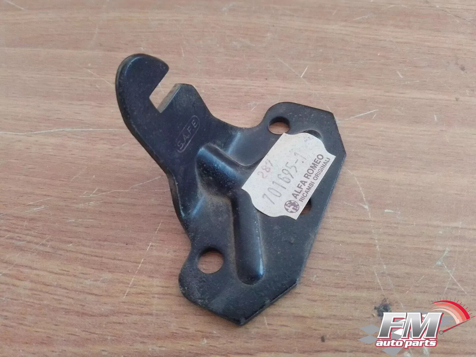 Tailgate Trunk Lid Lock Hook fits Alfa Romeo Alfasud 701695 Genuine Tailgate Trunk Lid Lock Hook fits Alfa Romeo Alfasud 701695 Genuine