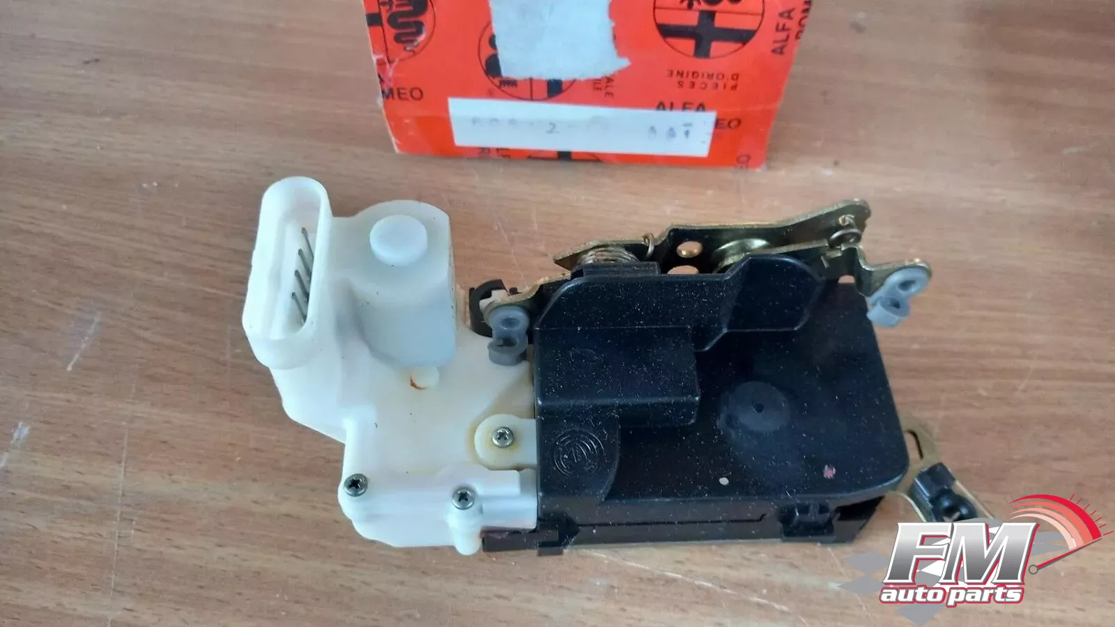 Door Lock Rear Left fits Alfa Romeo 146 60612812 Genuine 46764408