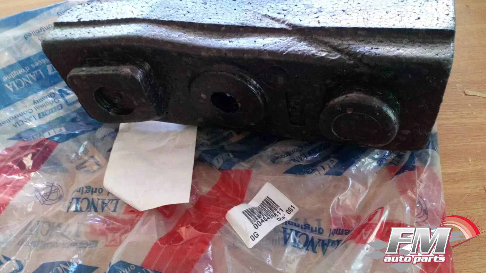 Front Bumper Buffer Left fits Fiat Marea 46426811 Genuine Front Bumper Buffer Left fits Fiat Marea 46426811 Genuine
