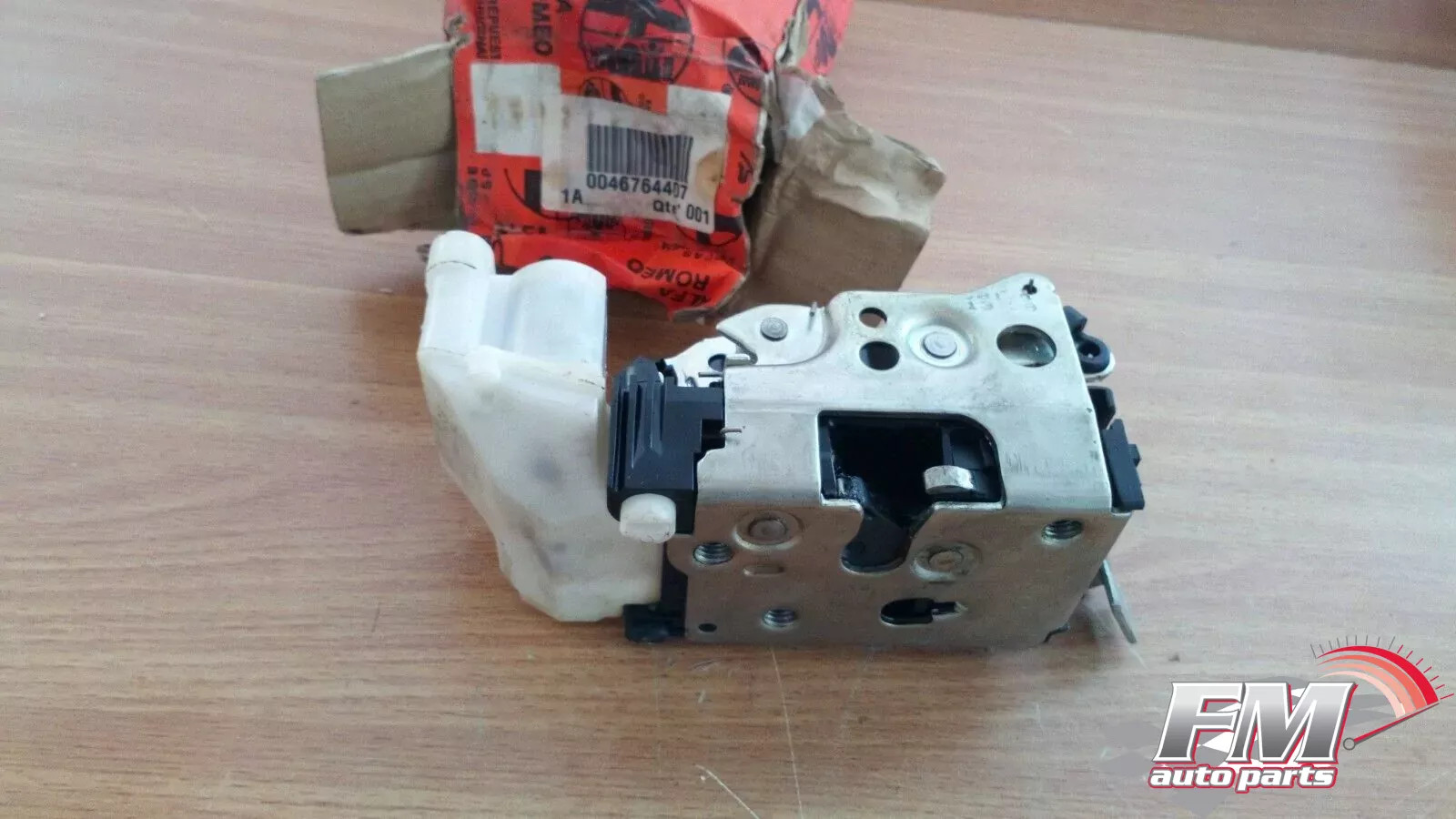 Door Lock Rear Right fits Alfa Romeo 146 46764407 Genuine Door Lock Rear Right fits Alfa Romeo 146 46764407 Genuine
