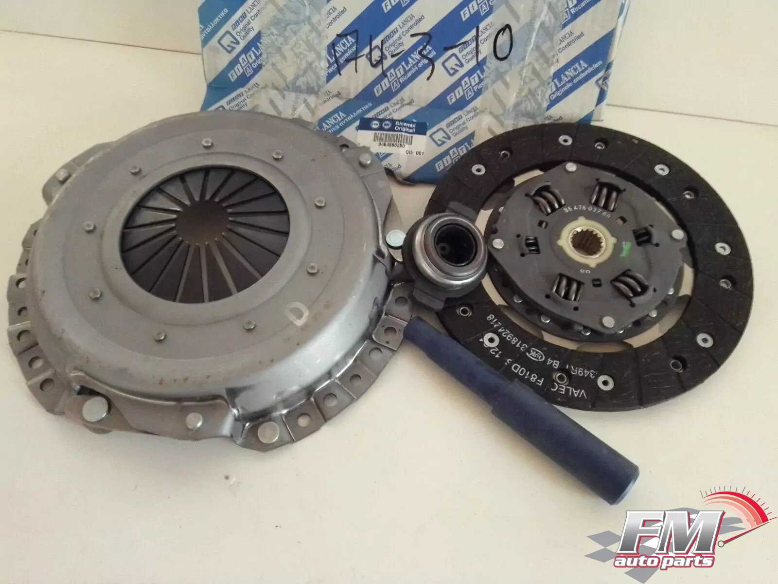 Clutch Kit fits Fiat Scudo Citroen Dispatch Peugeot Expert 215mm 9464866280 Clutch Kit fits Fiat Scudo Citroen Dispatch Peugeot Expert 215mm 9464866280