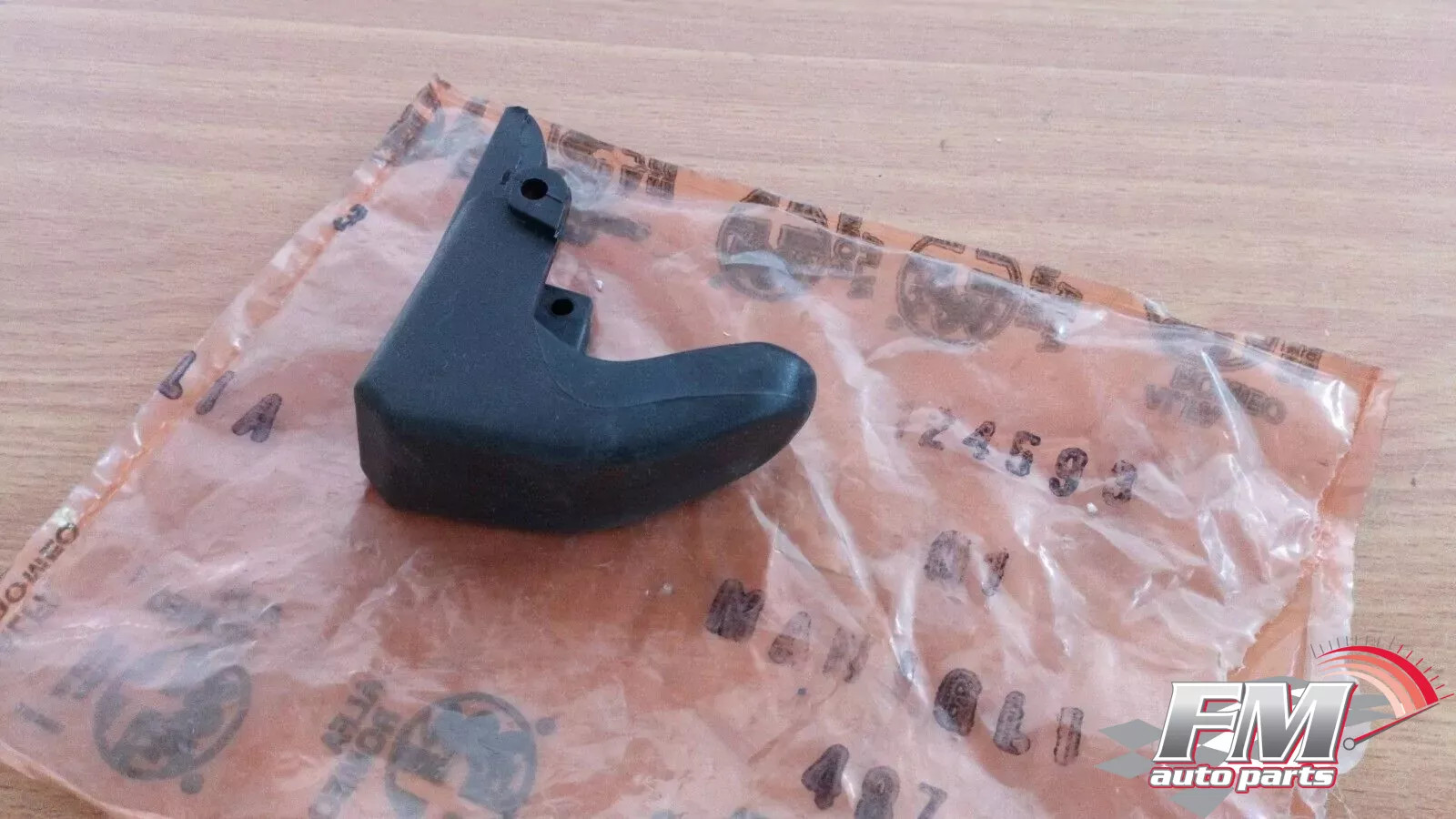 Interior Door Handle Right fits Alfa Romeo 33 124593 Genuine Interior Door Handle Right fits Alfa Romeo 33 124593 Genuine