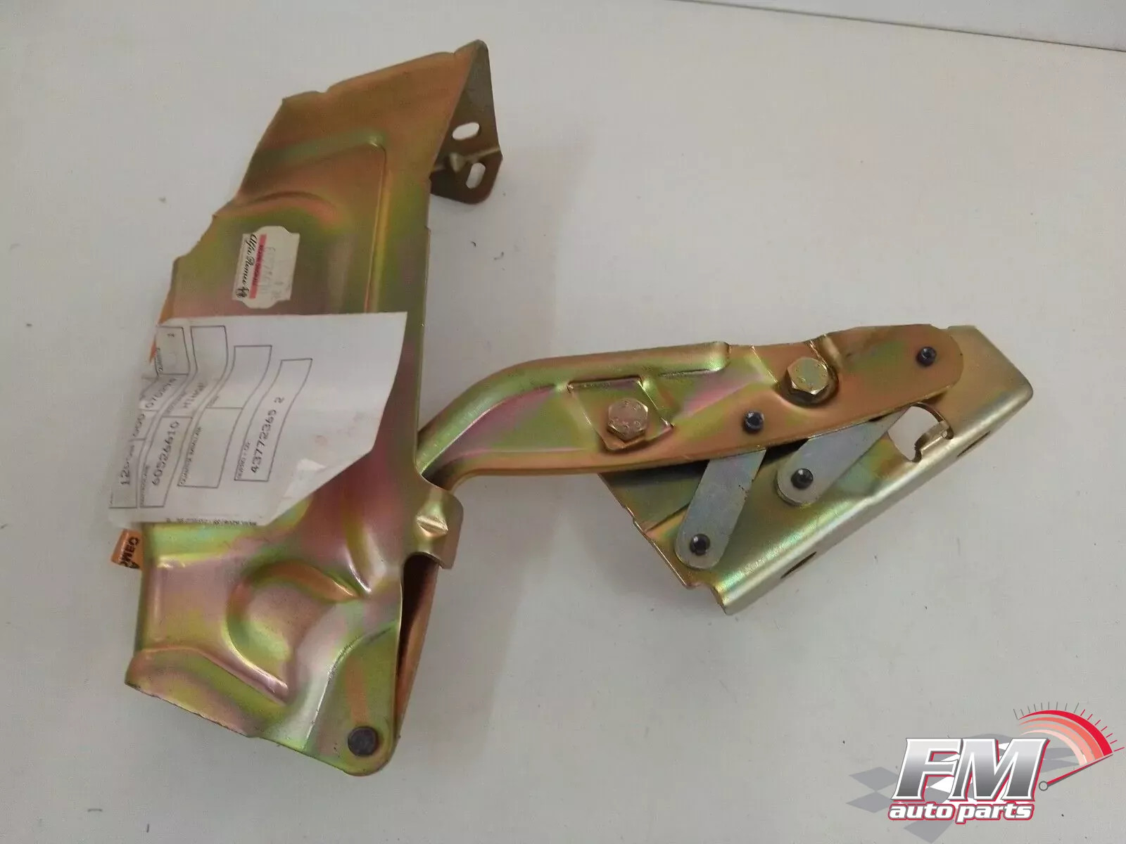 Hood Hinge Left Bonnet fits Alfa Romeo 75 60526610 Genuine Hood Hinge Left Bonnet fits Alfa Romeo 75 60526610 Genuine