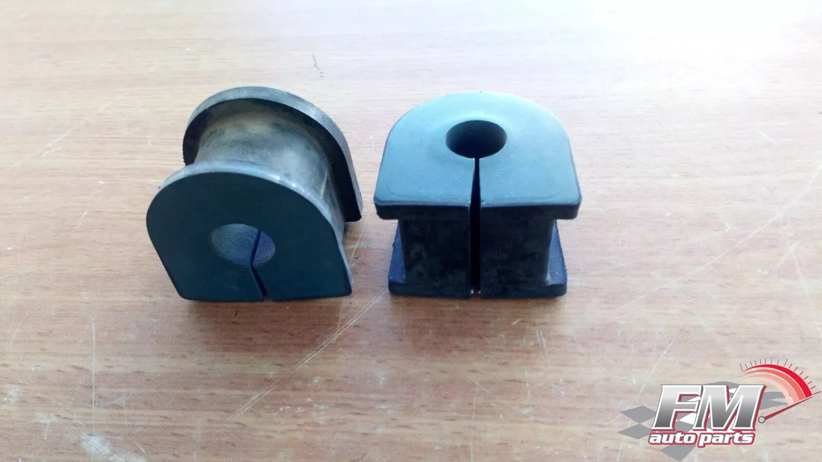 2x Sway Bar Rear Bush fits Lancia Flavia Fulvia 2160300 Genuine 2x Sway Bar Rear Bush fits Lancia Flavia Fulvia 2160300 Genuine