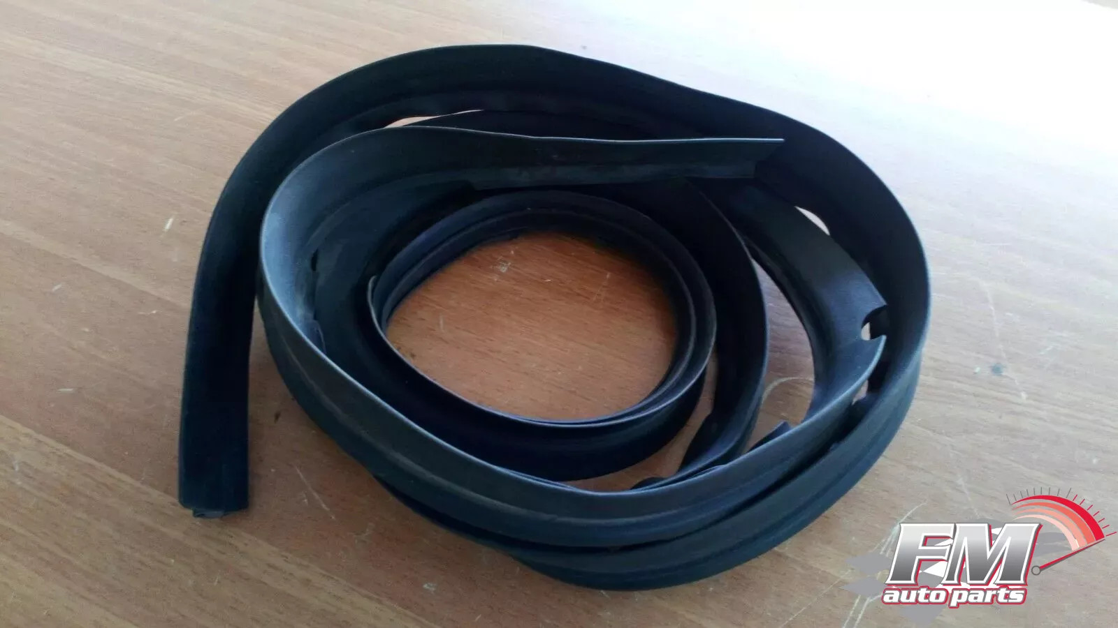 Door Seal Weatherstrip Rear Left fits Lancia Beta Coupe 82312737 Genuine