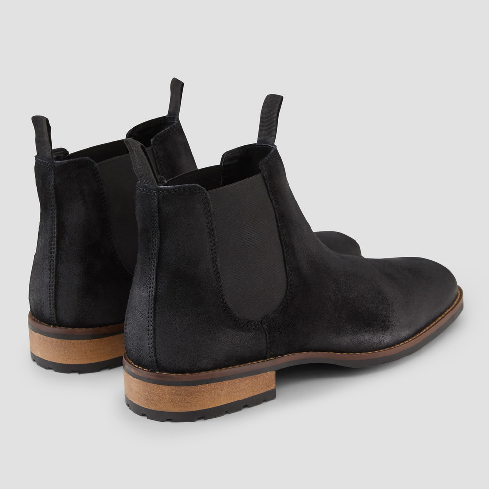 chelsea slip on boots