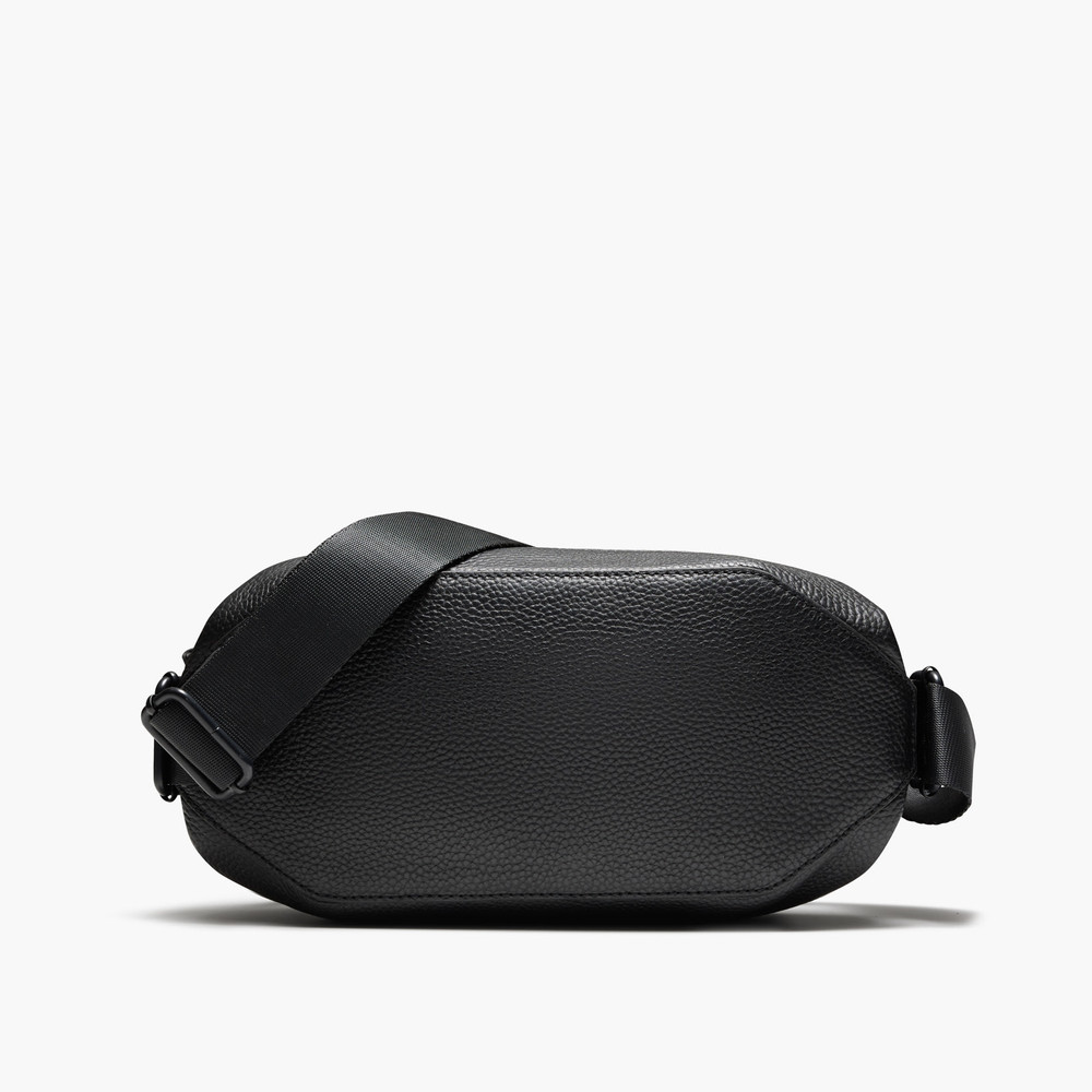 Montoro Black Belt Bag