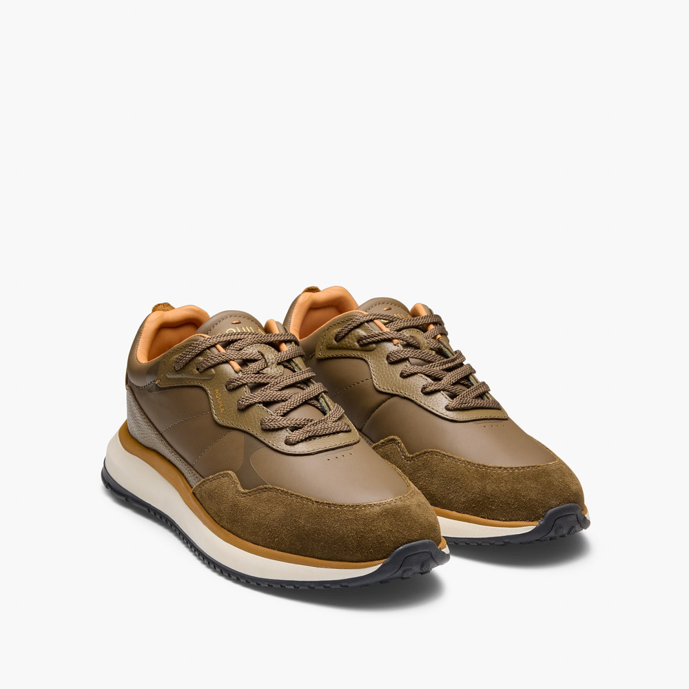 Clash Taupe Sneakers