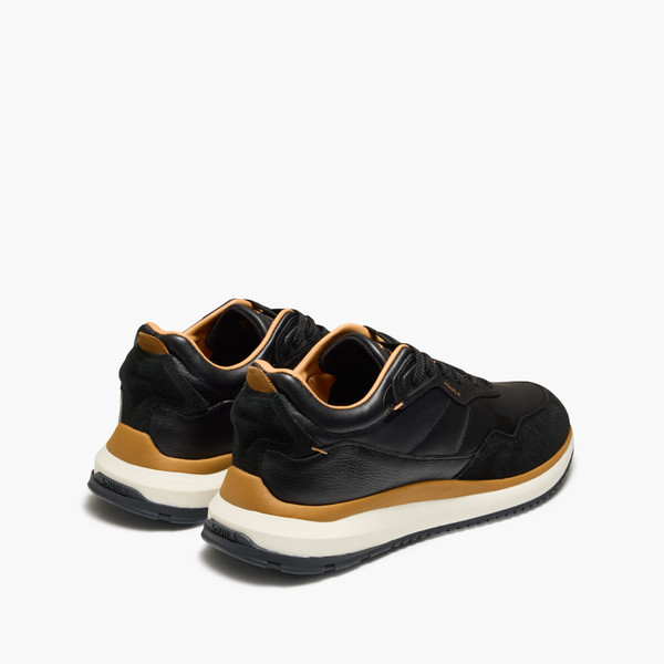 Clash Black Sneakers