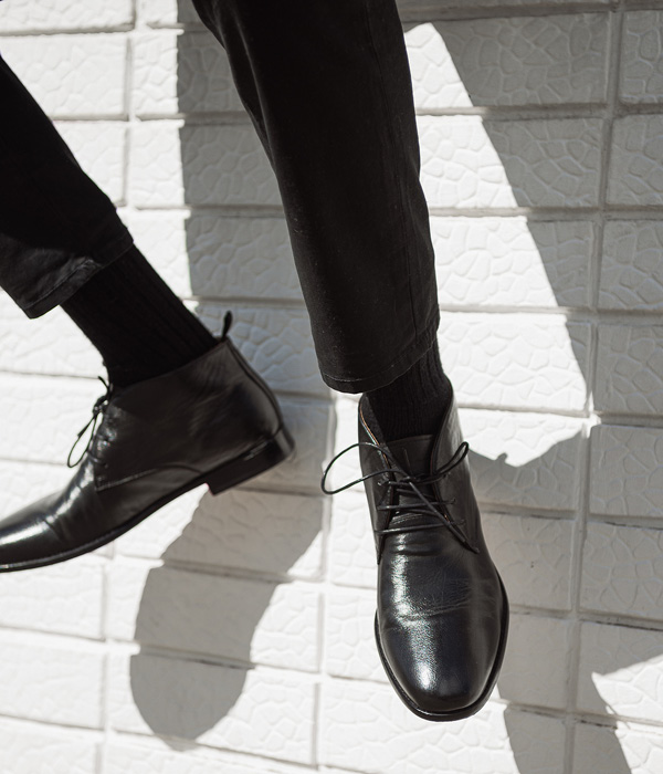 black chukka boots mens