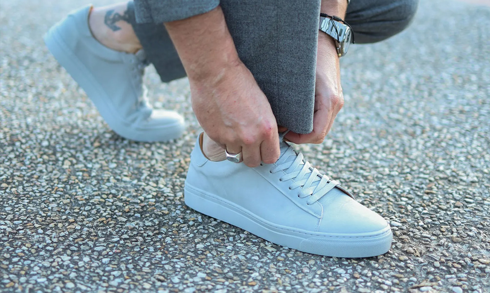 Can I wear tan shoes with a grey shirt and black pants? - Quora