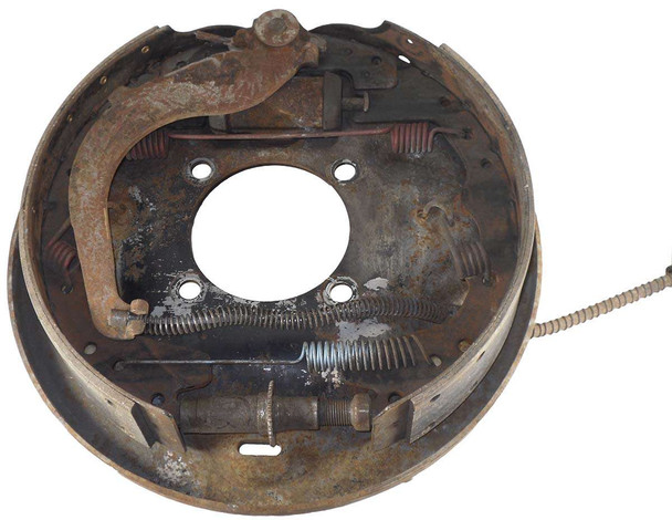 QU20653U Used Right Rear Brake Backing Plate for 1978-1983 Ford F250, F350 Torque King 4x4