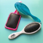 The Wet Brush Gemstone Detangler