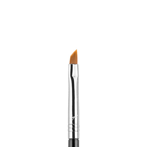 Sigma Winged Liner Brush