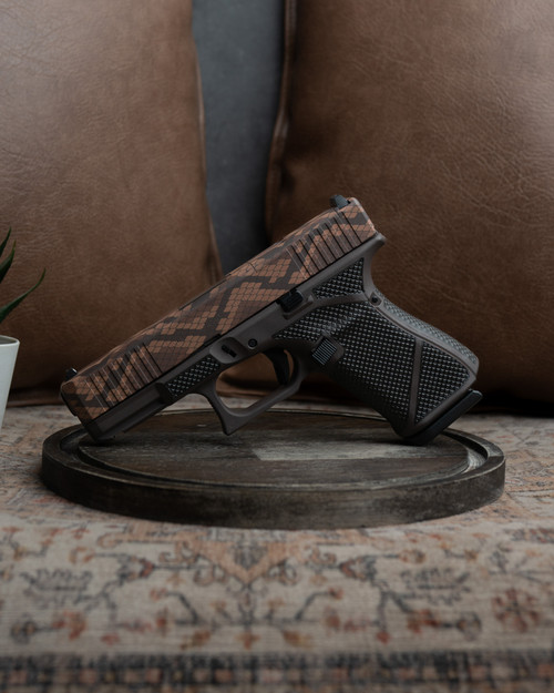 WWLLC Custom Glock 19 M.O.S. Diamondback Full Diamond Stipple