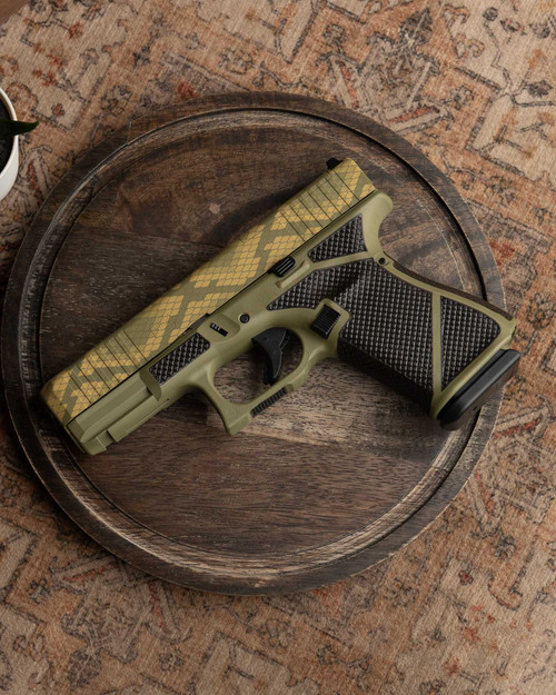 WWLLC Custom Glock 19 M.O.S. Boomslang Camo Full Diamond Stipple WWLLC Custom Glock 19 M.O.S. Boomslang Camo Full Diamond Stipple