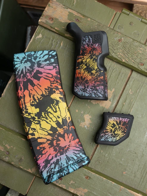 Die Free Tie-dye Kung Fu x Tiger Claw Combo