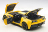 AutoArt 2015 Chevrolet Corvette C7 Z06 "C7R Edition" (corvette) 1/18 71260