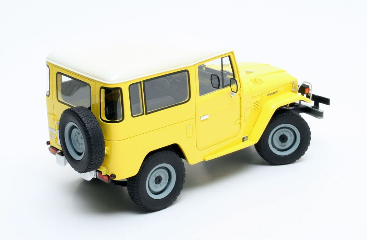 CULT Toyota Landcruiser FJ40 Yellow 1977 1/18