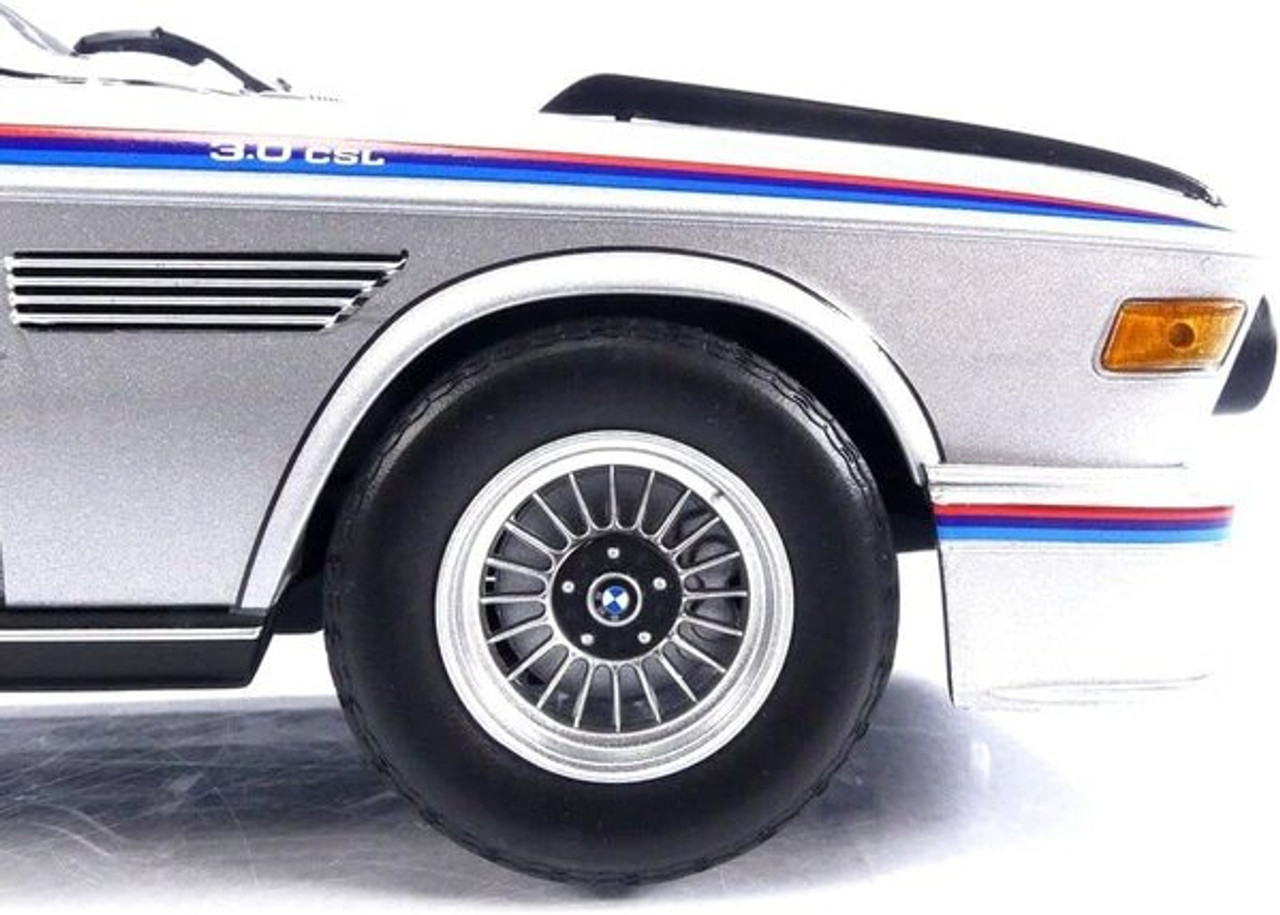 日本最大の Minichamps 1/18 3.0 Model Bmw Car scale 1973 BMW 3.0 ...