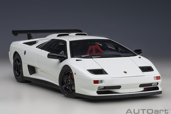 AutoArt 1996 Lamborghini Diablo SV-R (Impact White) 1/18 79149