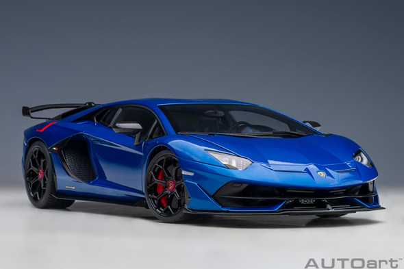 AutoArt Lamborghini Aventador SVJ (Blu Nethuns/Metallic Blue) 1/18 79174